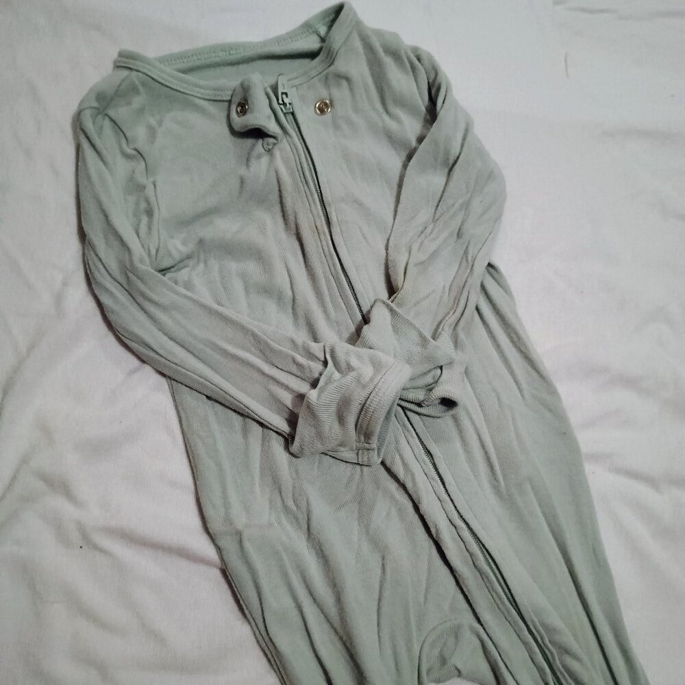 Cloud island stretchy sleeper